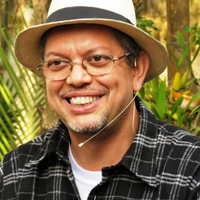 Adriano Camargo - author-avatar